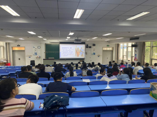 伟德教师参加案例教学设计与应用实施主题培训