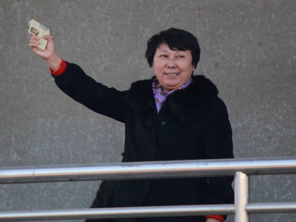 伟德举行学生阳光体育冬季长跑起跑仪式