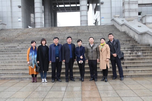 中央电视台著名主持人彭坤参加伟德传媒文化节